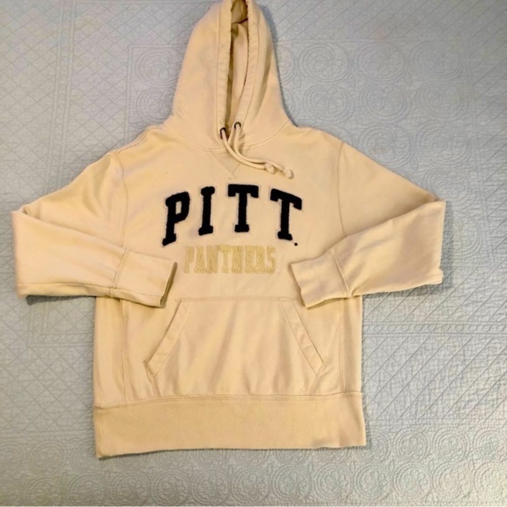 Pitt Panthers hoodie. size medium. Unisex.